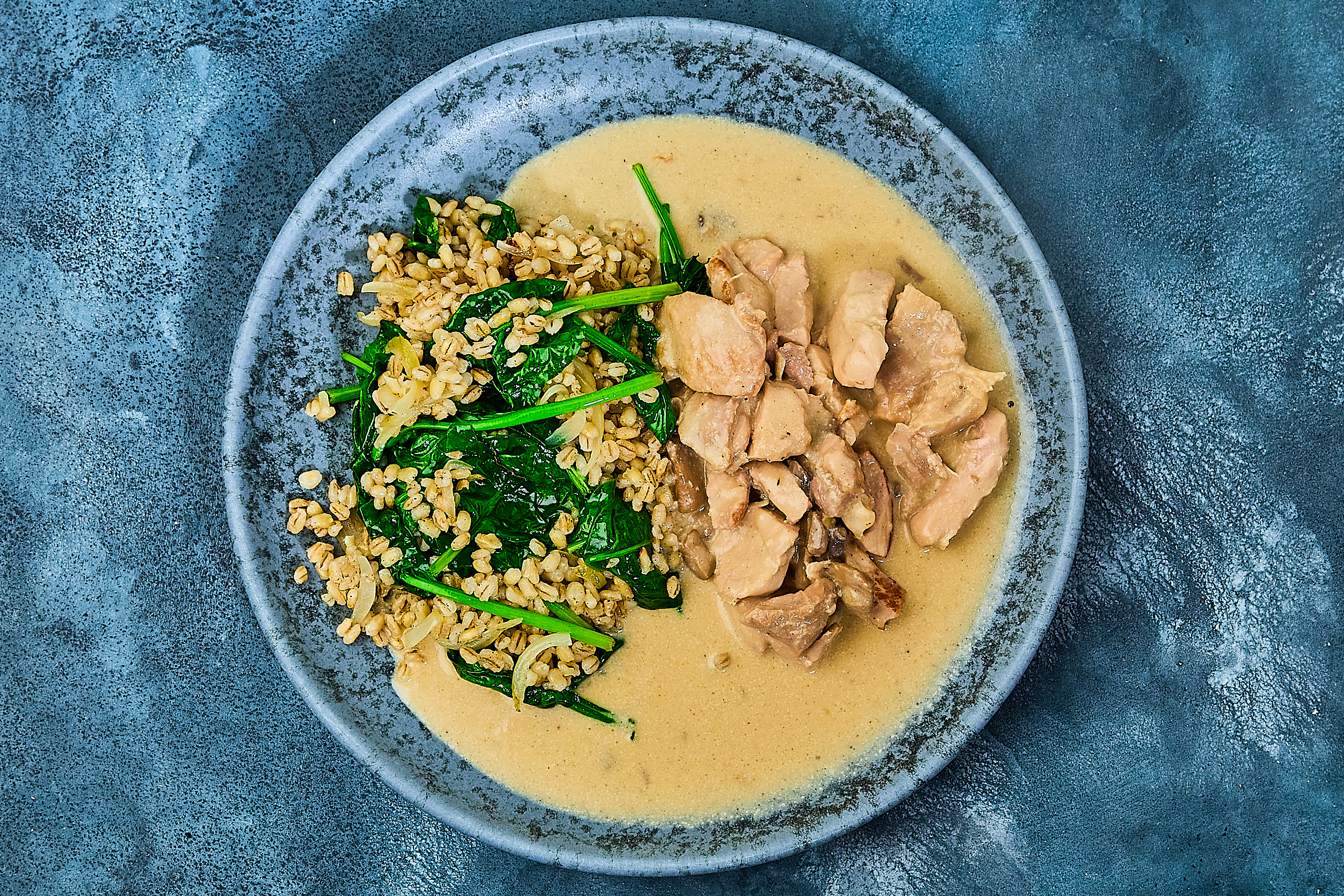 Just-heat: Kylling Alfredo med perlebyg og spinat