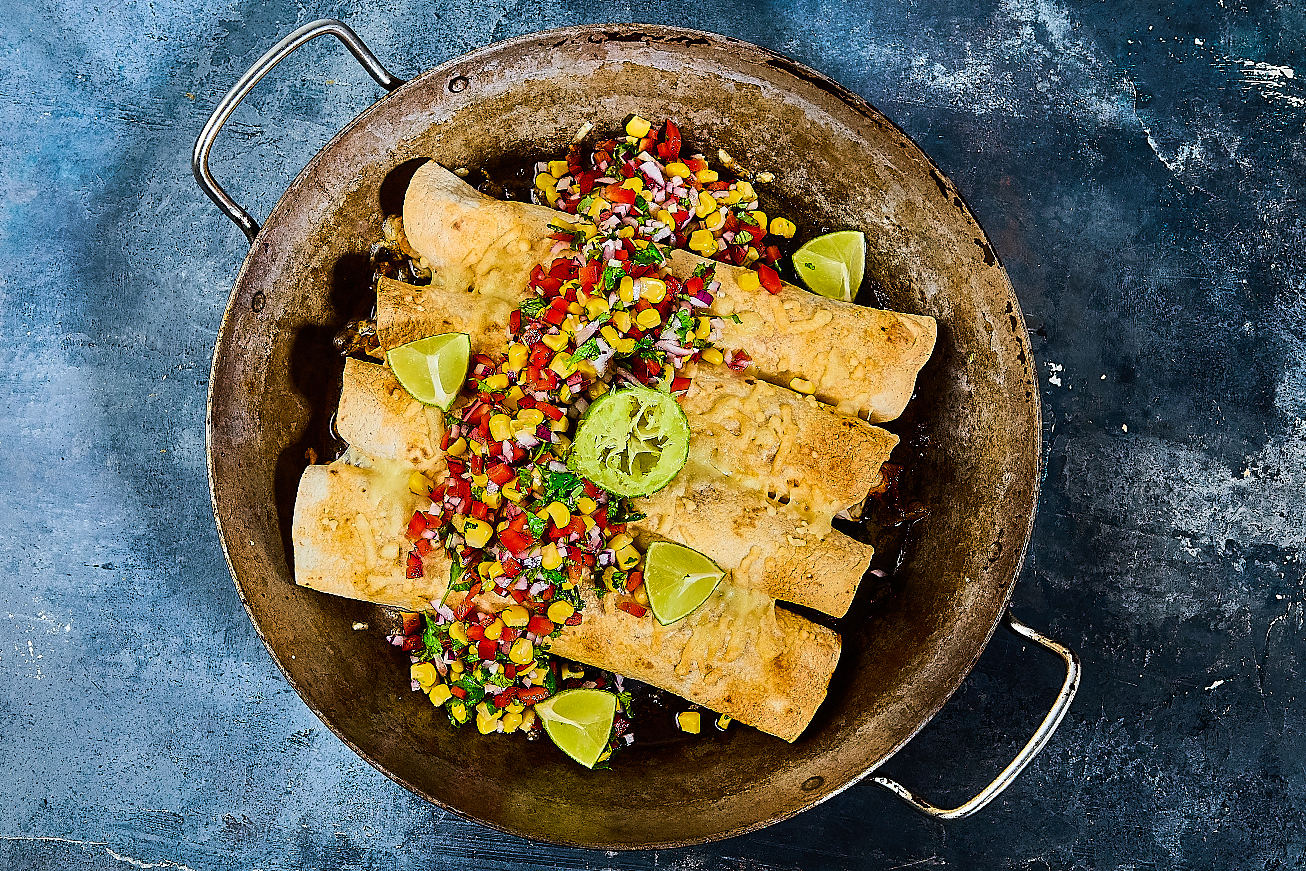 Heat: Enchiladas med chili con carne og majssalat