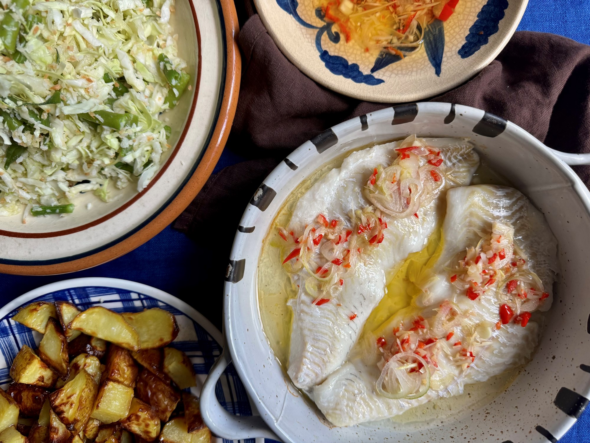 Bagt kuller med spicy olie og balistyle bønnesalat med kokos