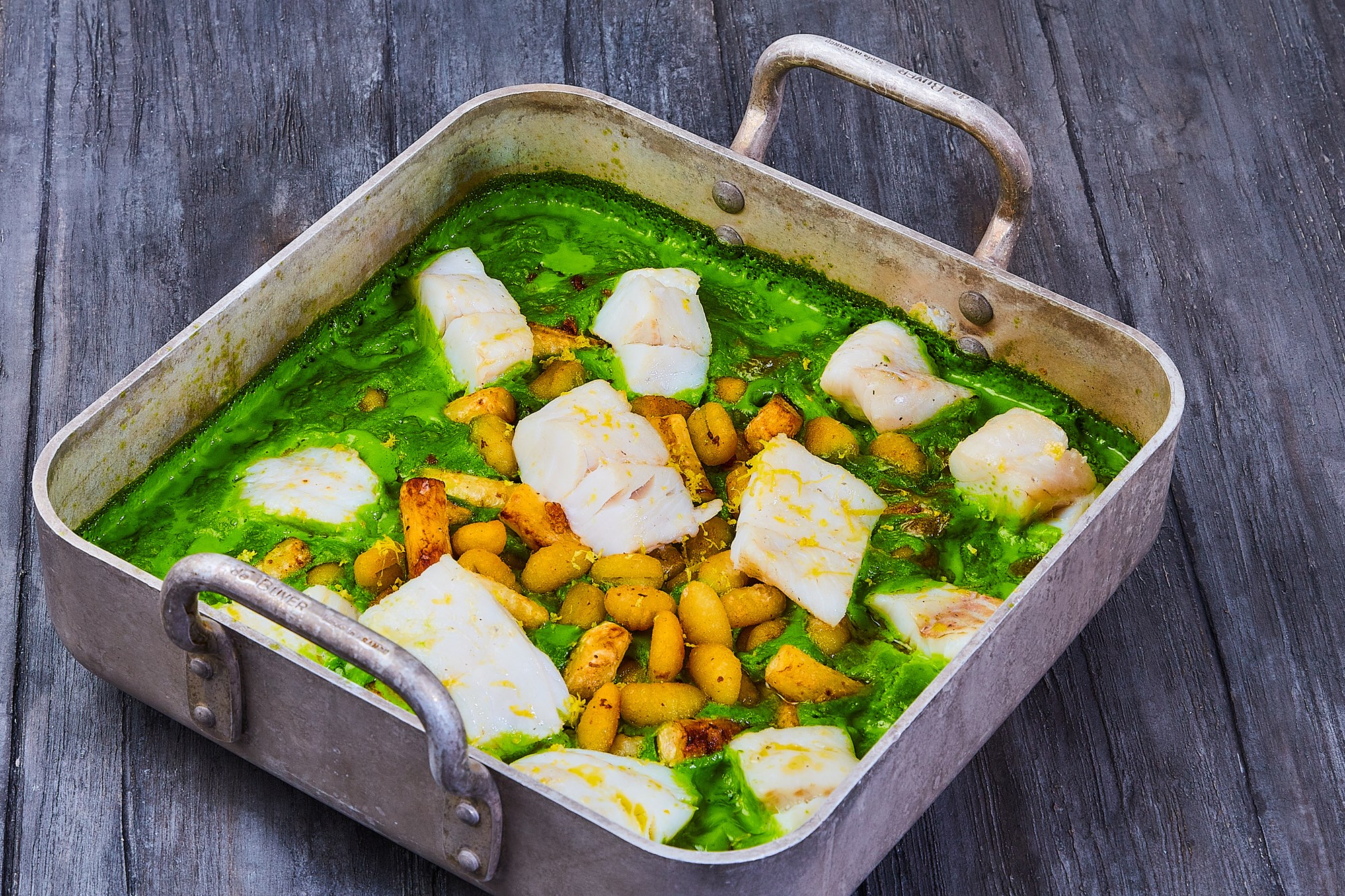 Kuller, gnocchi og grønne asparges gratineret med spinatsauce
