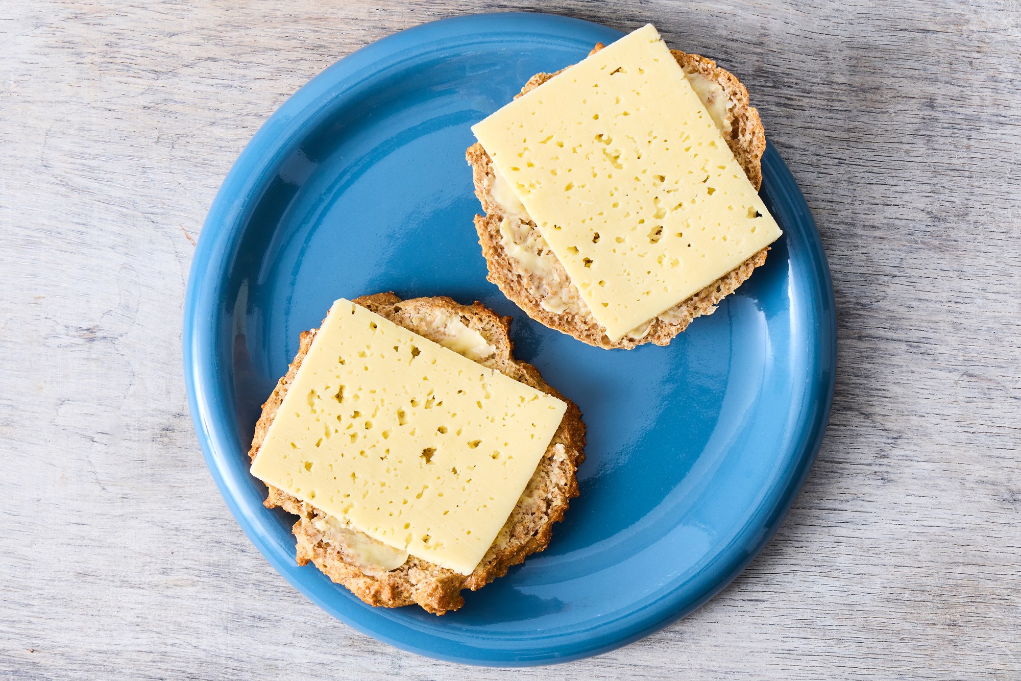 Proteinboller med ost og smør - morgenmad - kun råvarer til 3 dage til 1 og 2 pers. (hvis tilkøbt) - uge 5