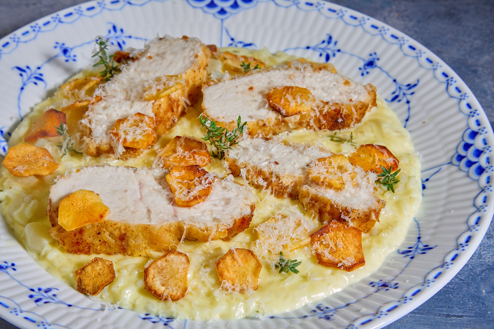 Cremet risotto med jordskokker og kyllingebryst