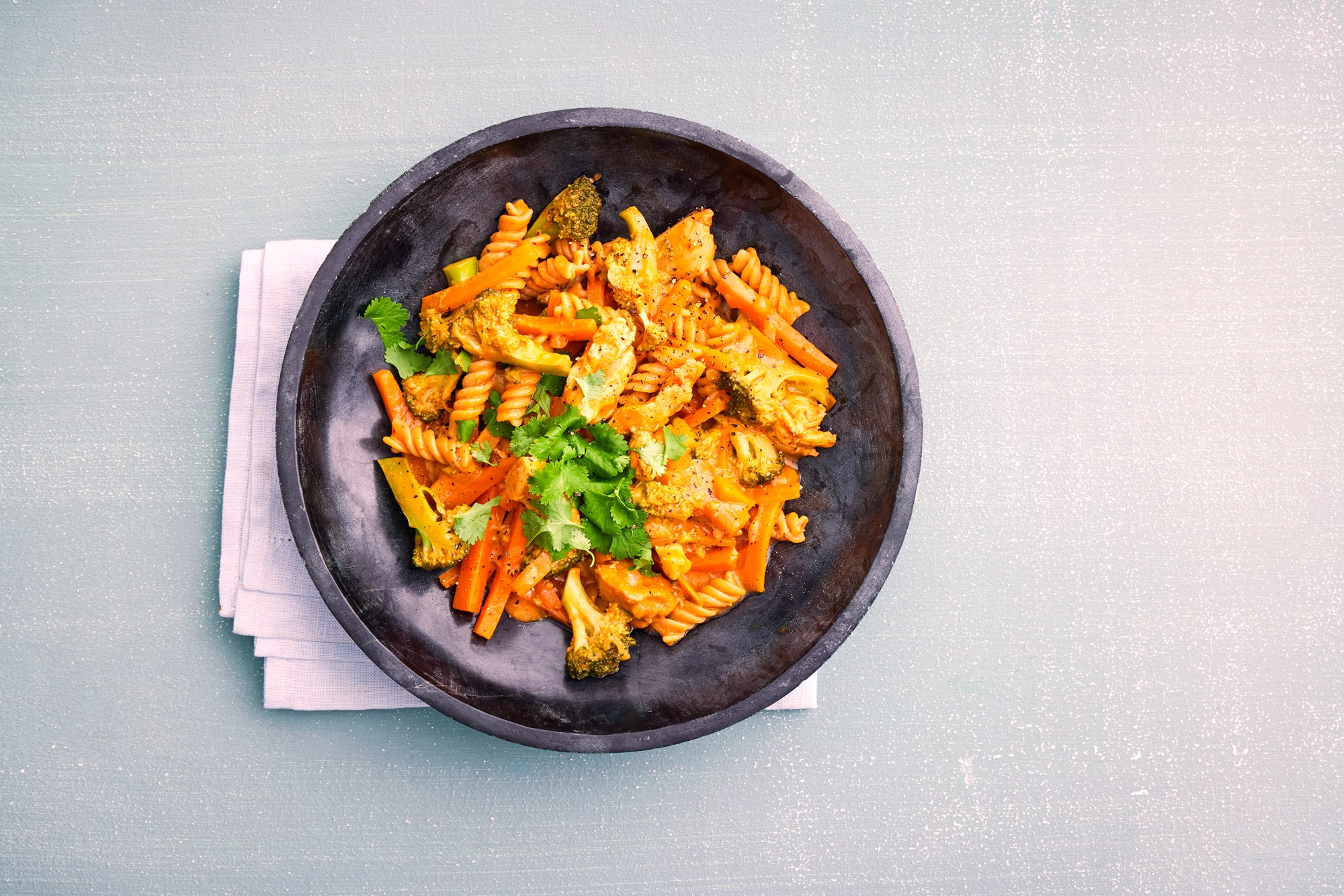 One pot pasta med rød karry og kylling - tirsdag uge 9