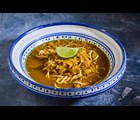 Malaysisk "laksa" nudelsuppe med gris og lime