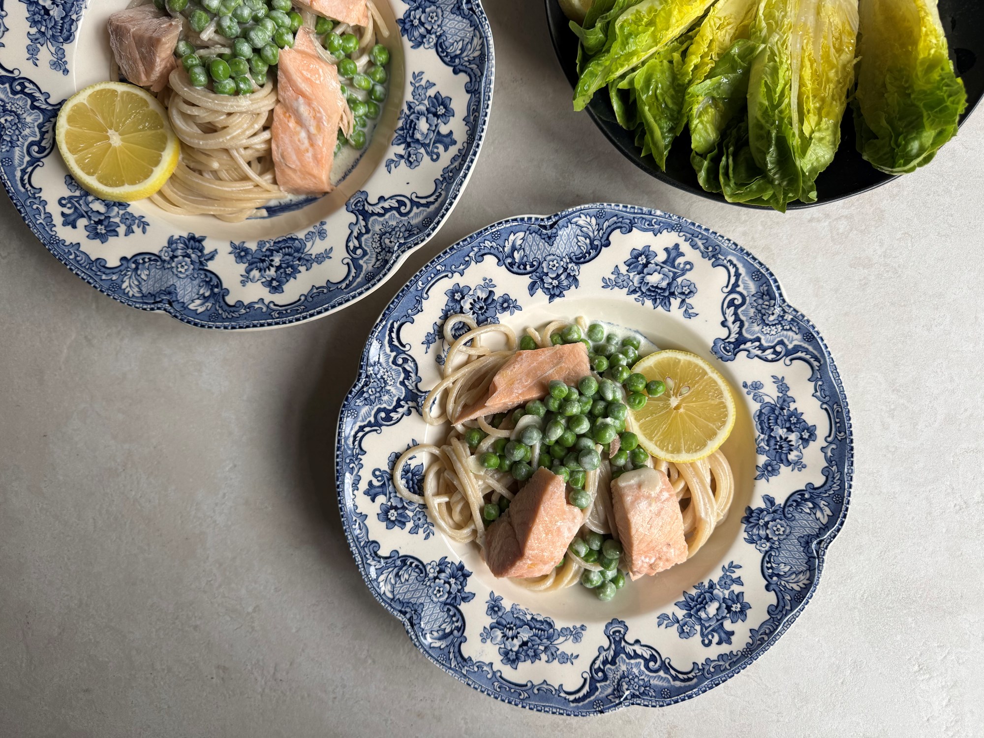 Laks med pasta, mascarpone og citron