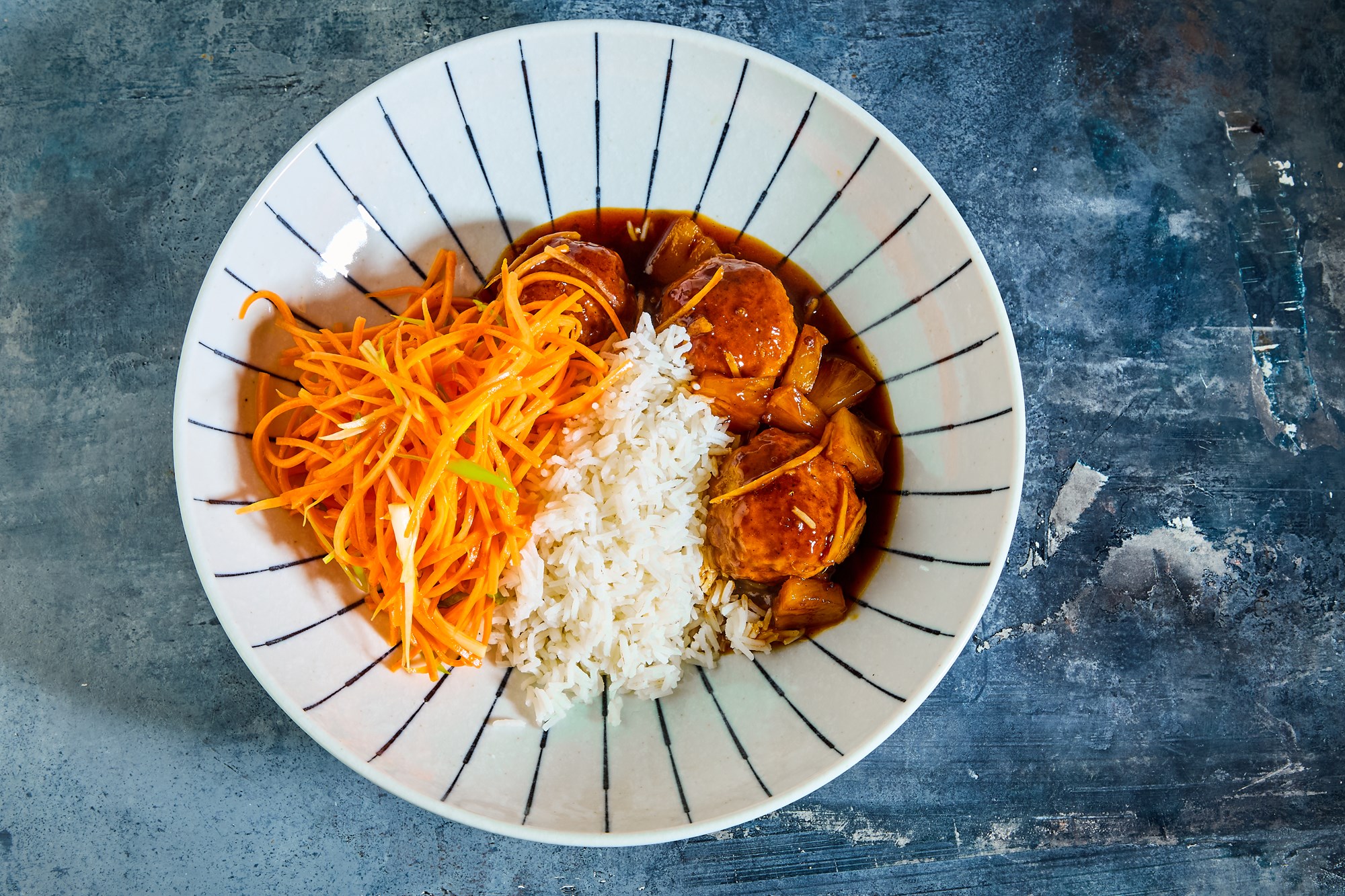 Hawaiianske BBQ kødboller med ananas & ris