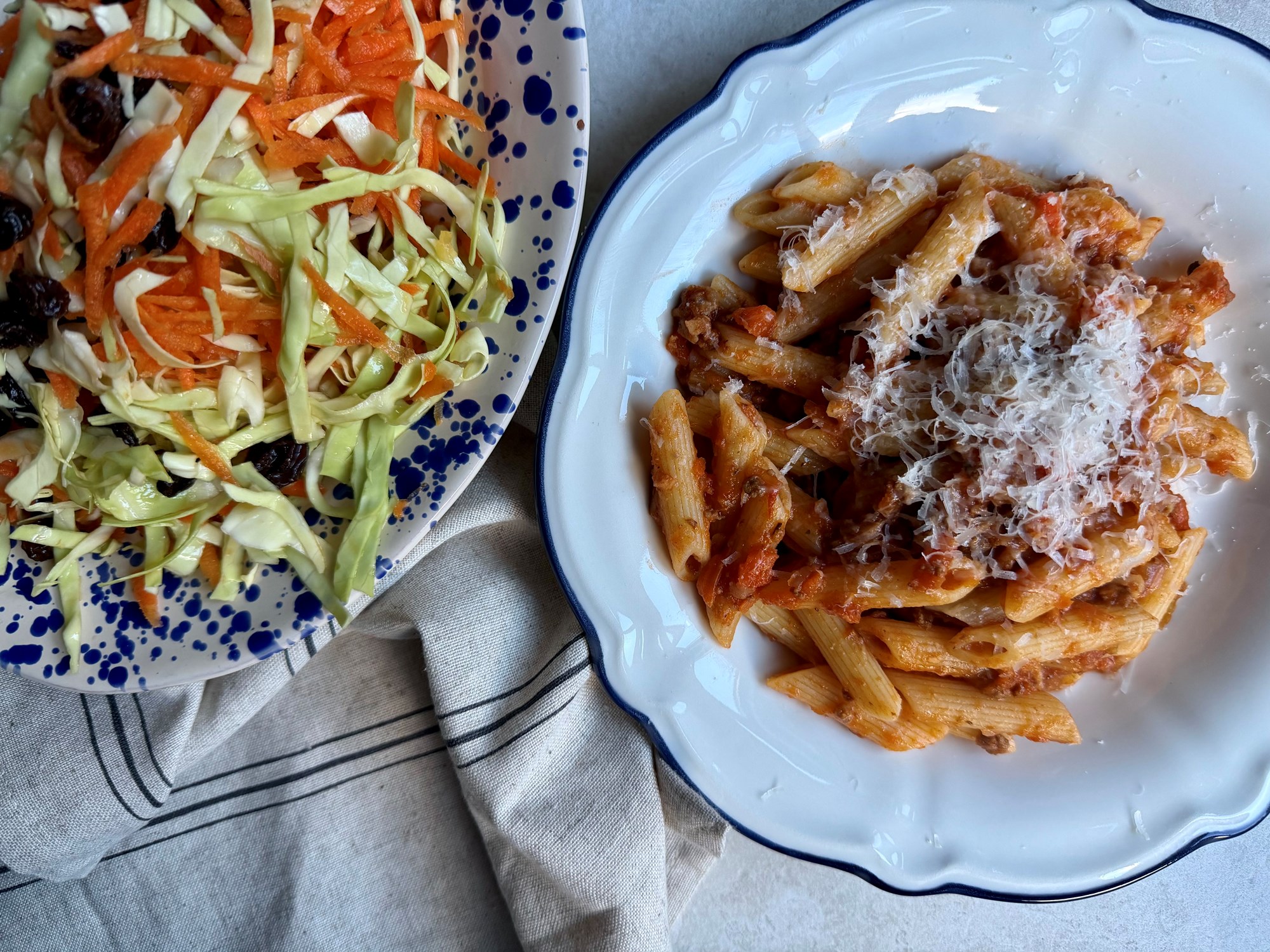 HEAT - Pasta bolognese og vinterråkost med appelsin og rosiner