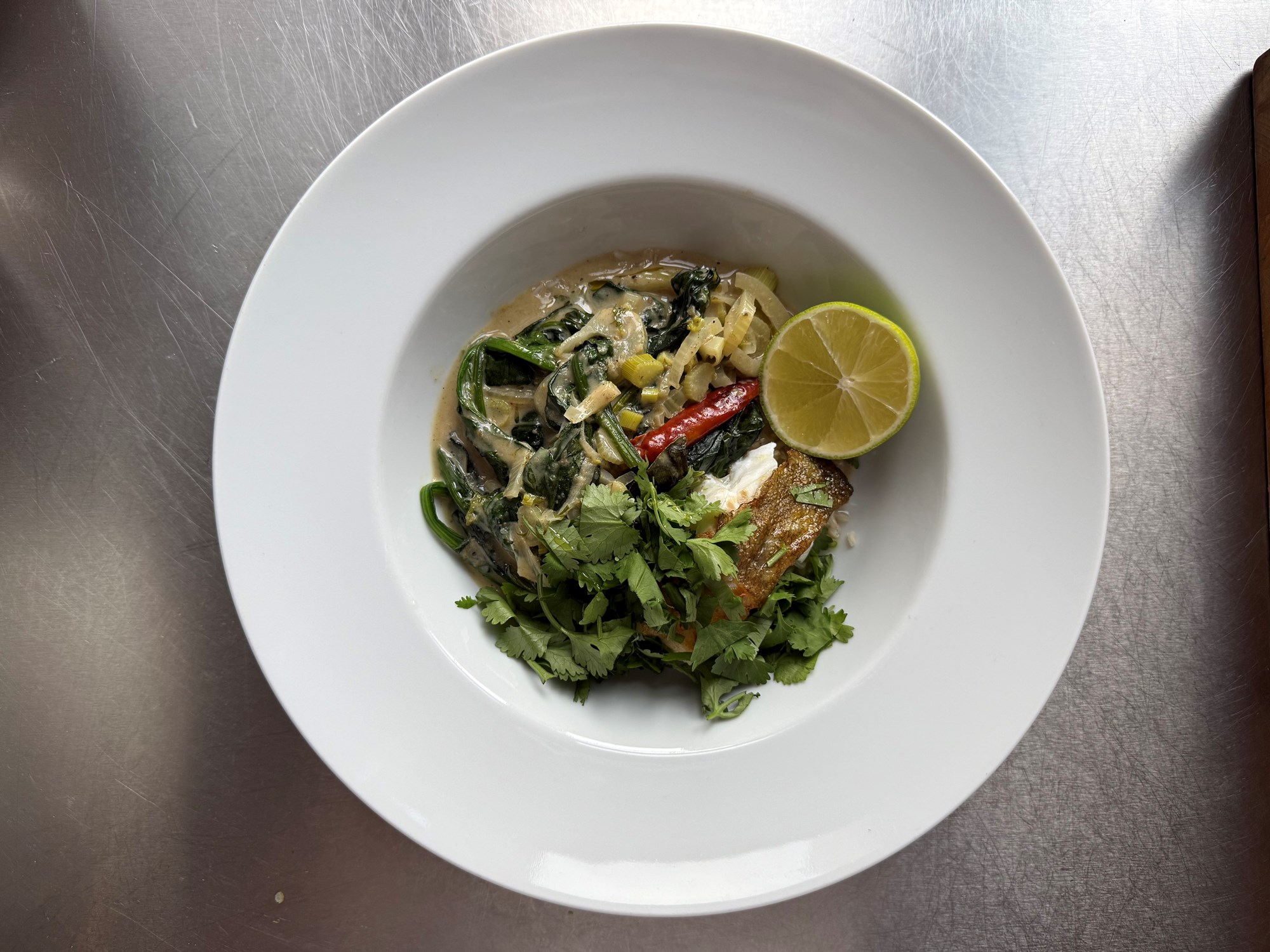 Grøn karry med kuller og ris