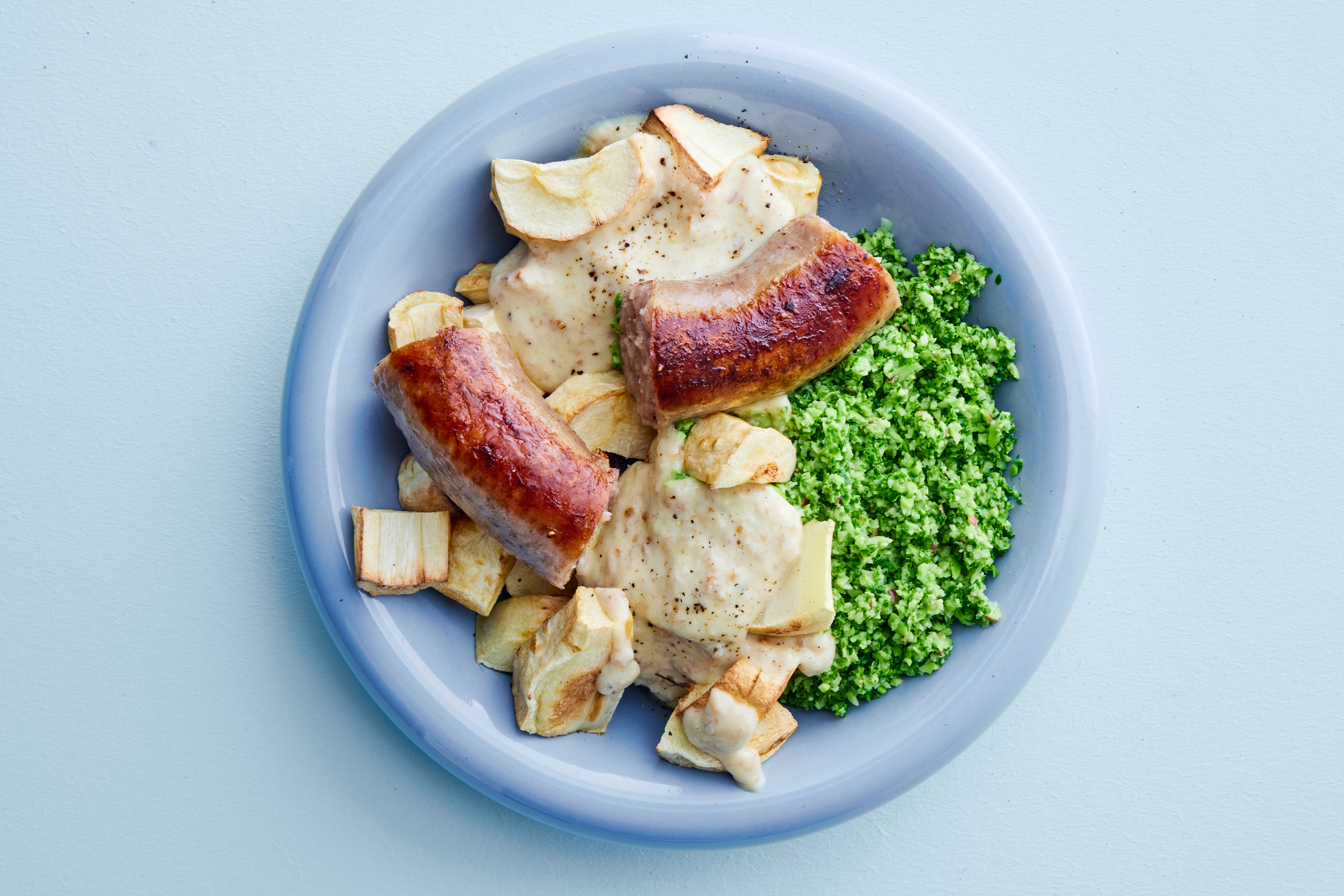 Medister med sennepssovs  og edamamesalsa