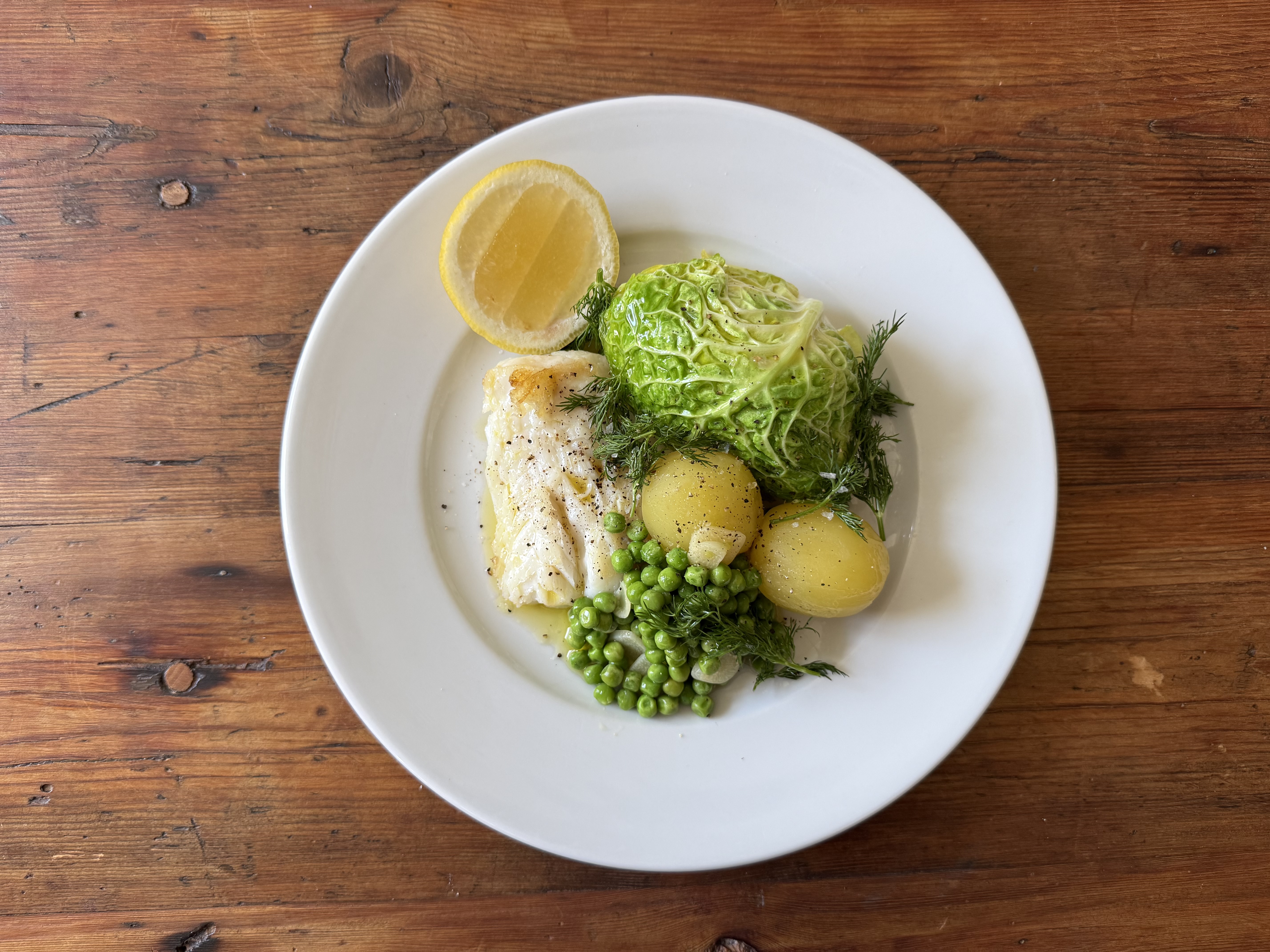 Kuller med kartofler, sommer hvidkål og citron