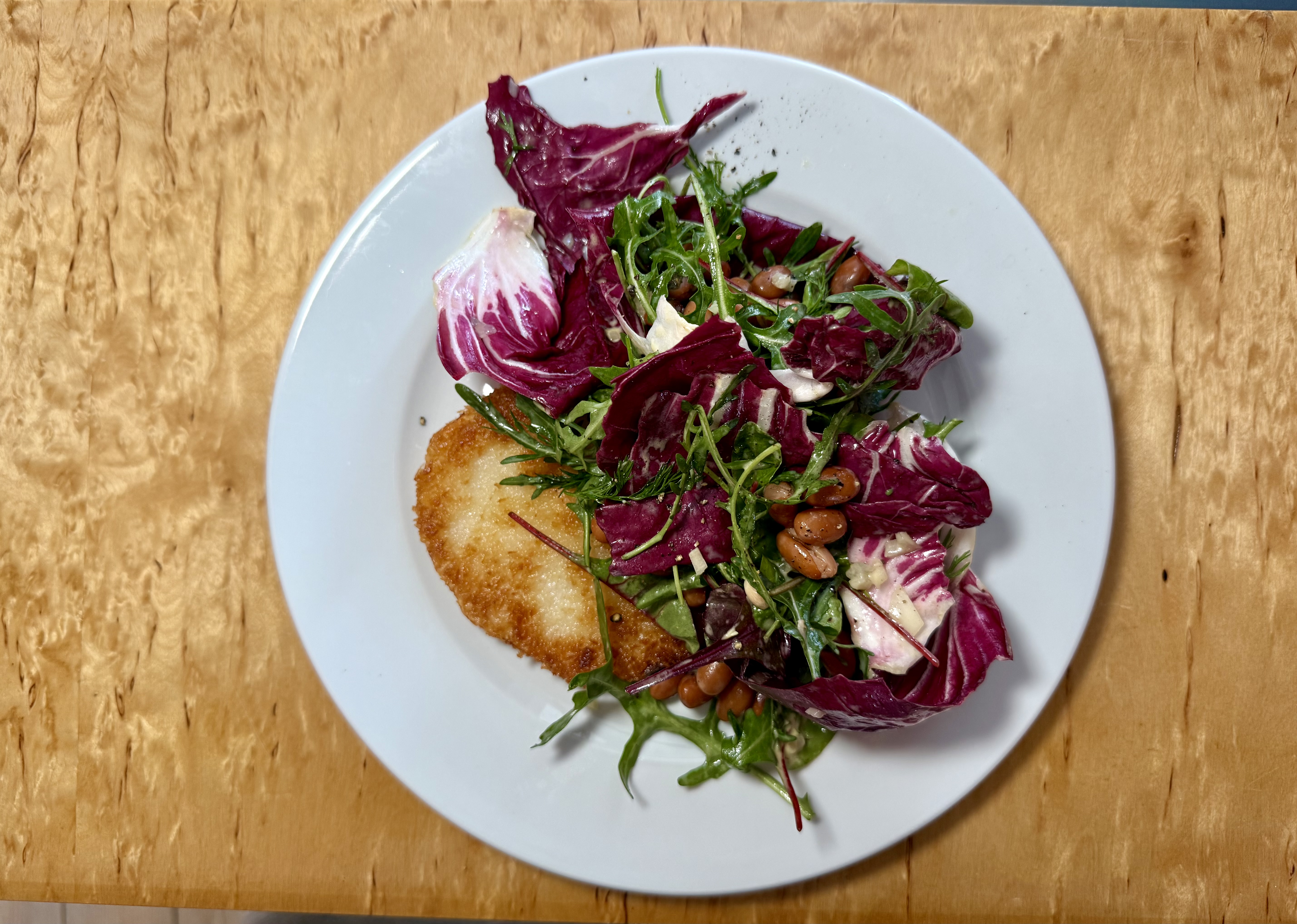 Selleri schnitzel med salat