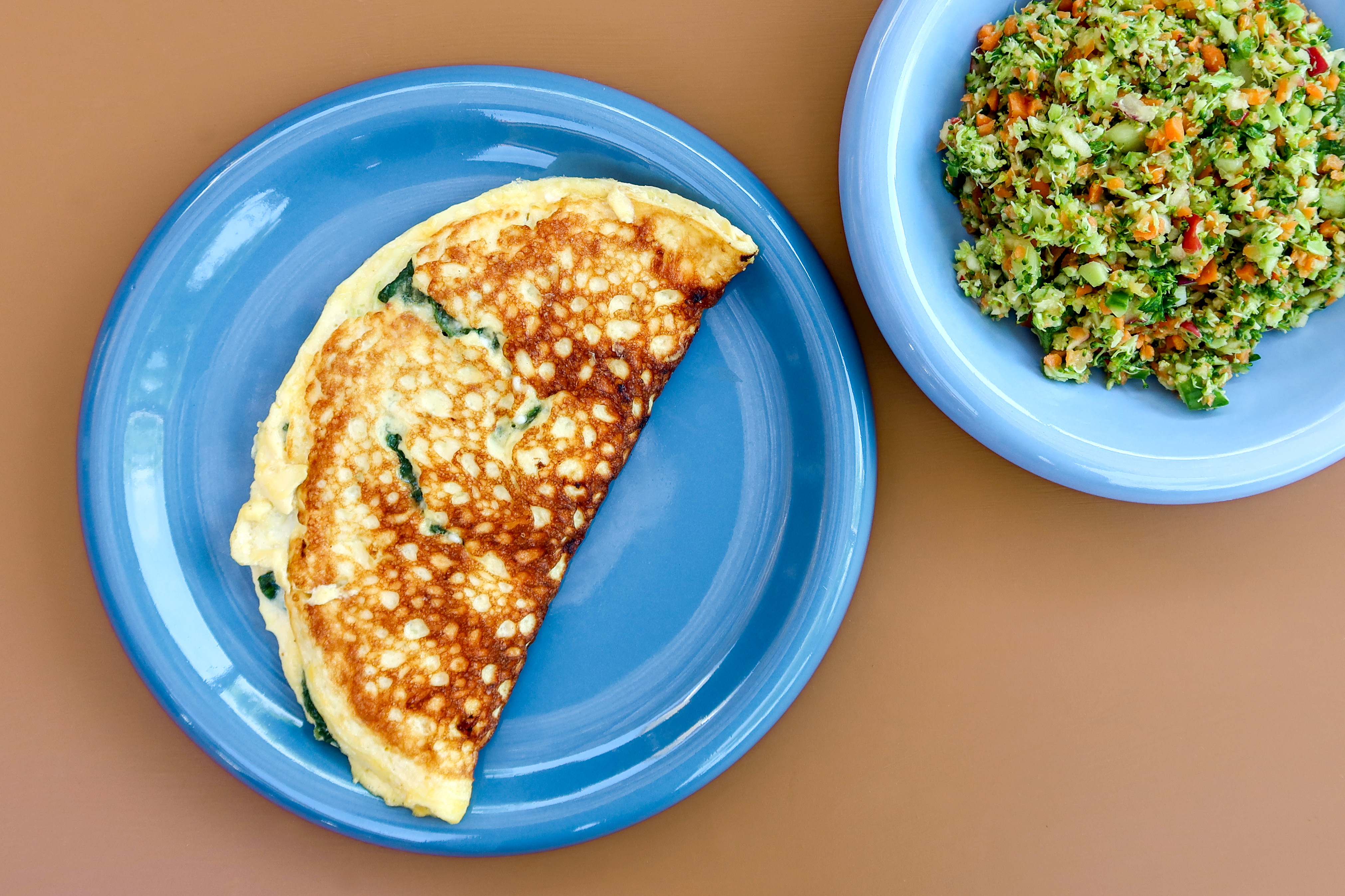 Broccolisalsa med omelet
