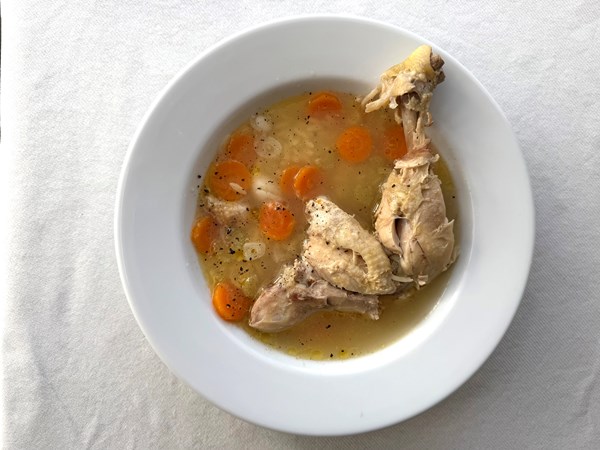 Kyllingesuppe med orzo
