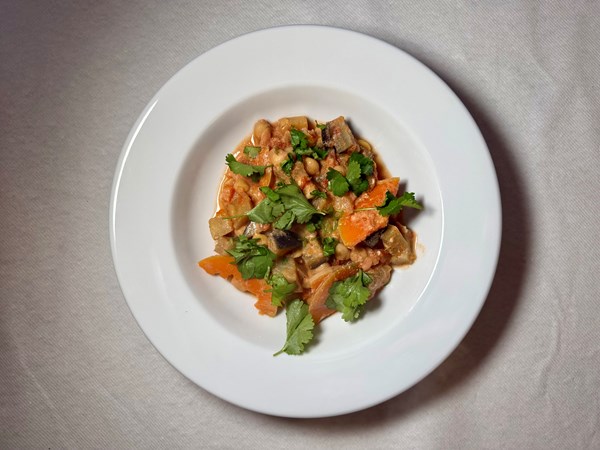 Bagt græskar med garam masala og kikærter