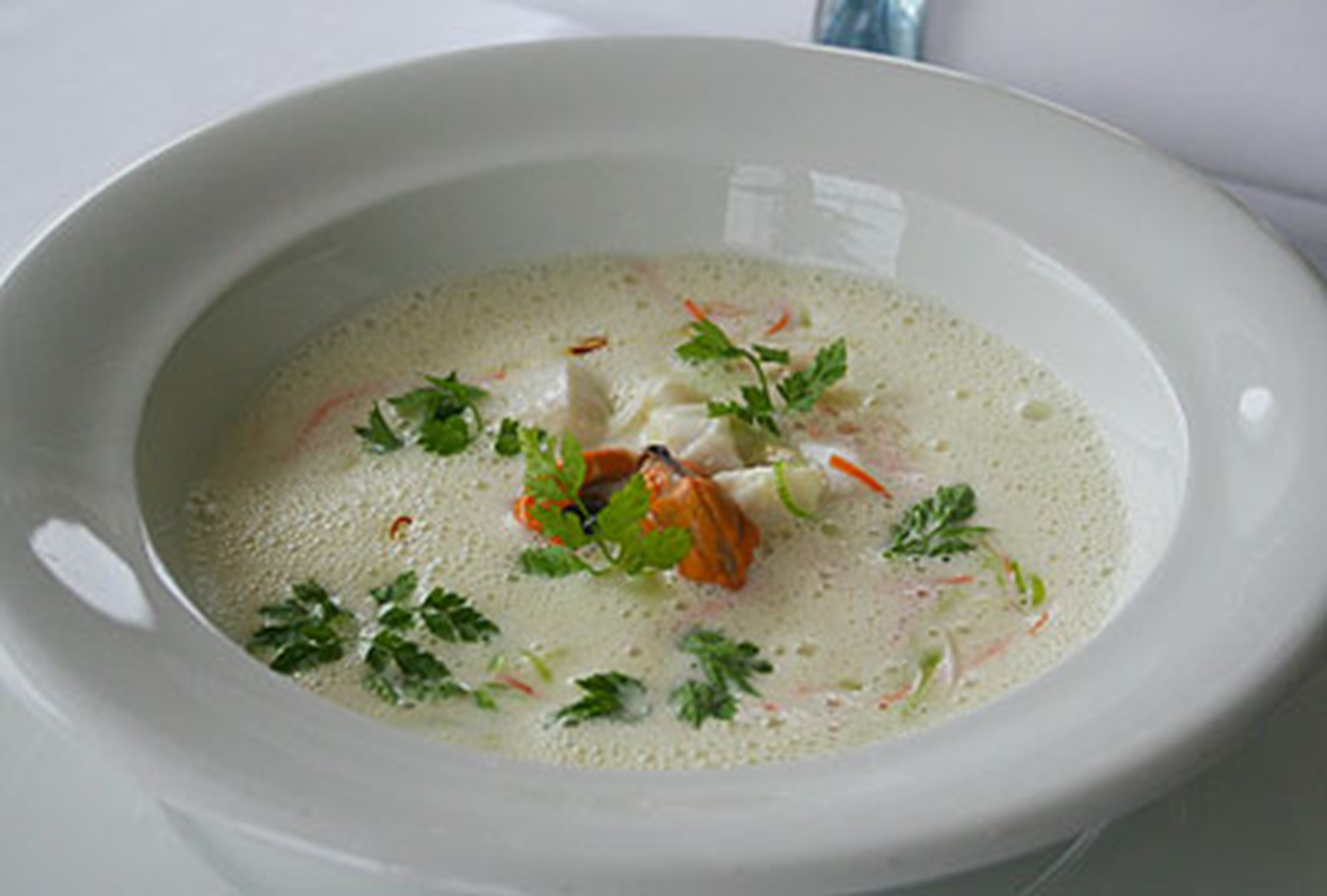 Fiskesuppe med kartofler og porre