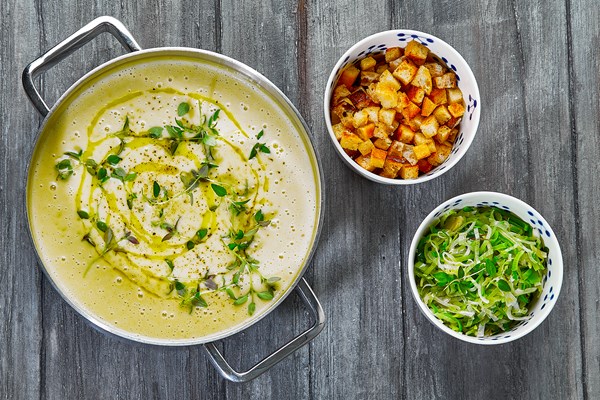 Heat: Kartoffel-porresuppe med timianstegte porrer