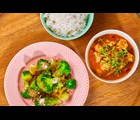 Heat: Skinkegryde med timianstegt broccoli, dukkah & ris