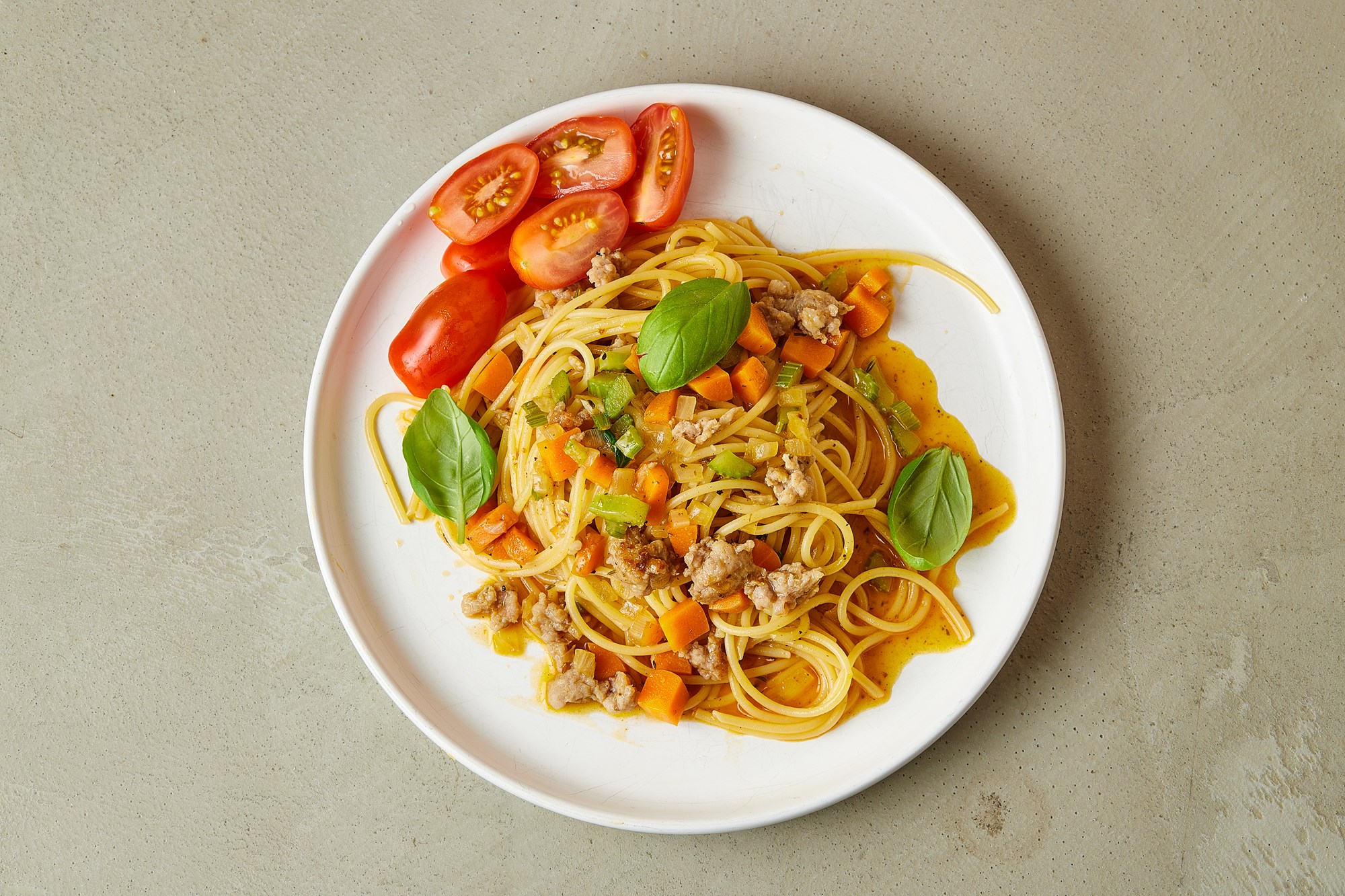 Spaghetti med oksekød og grønt
