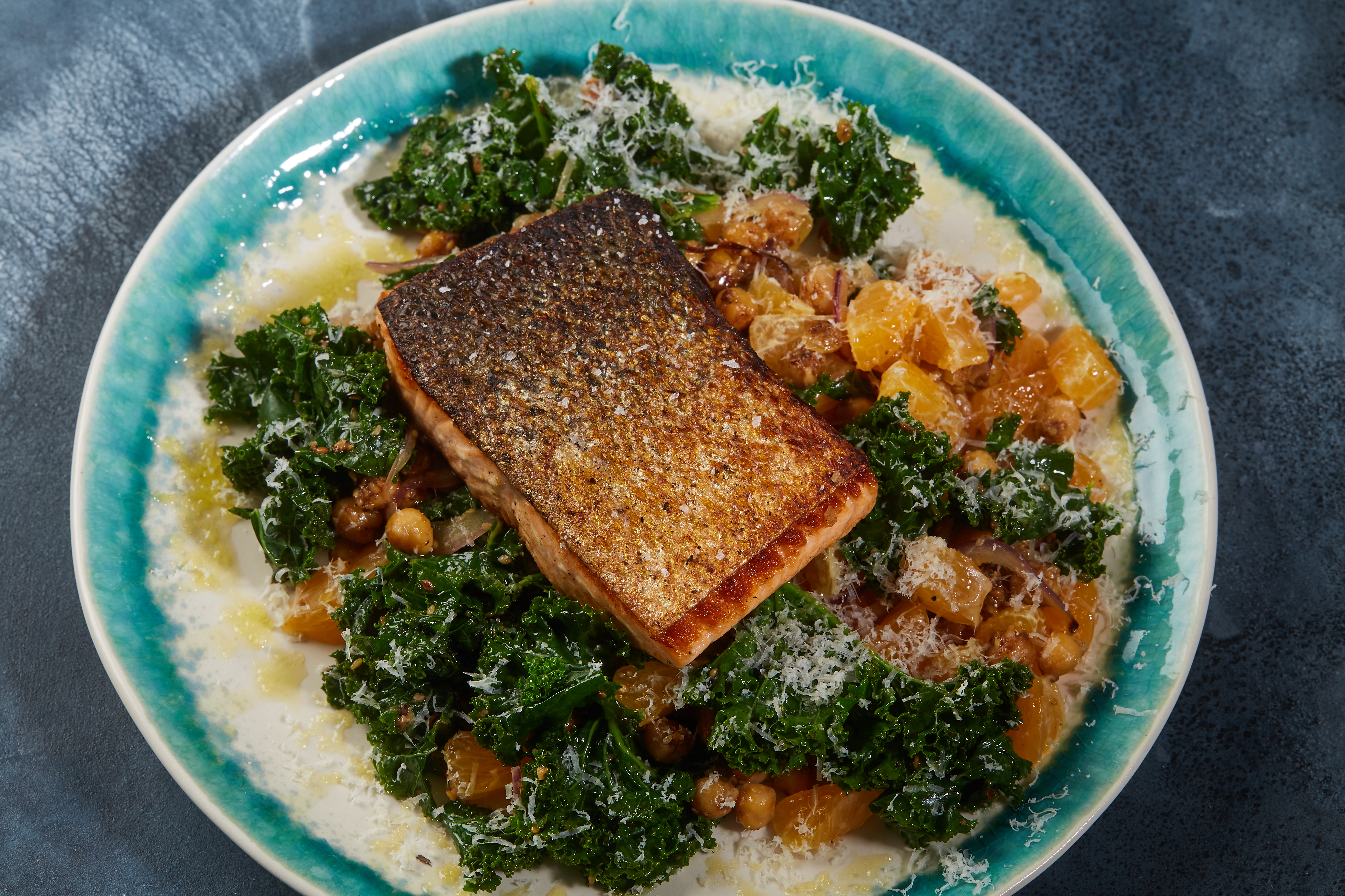 Kulmule med dukkah-stegte kikærter og grønkål (KnogleSund)