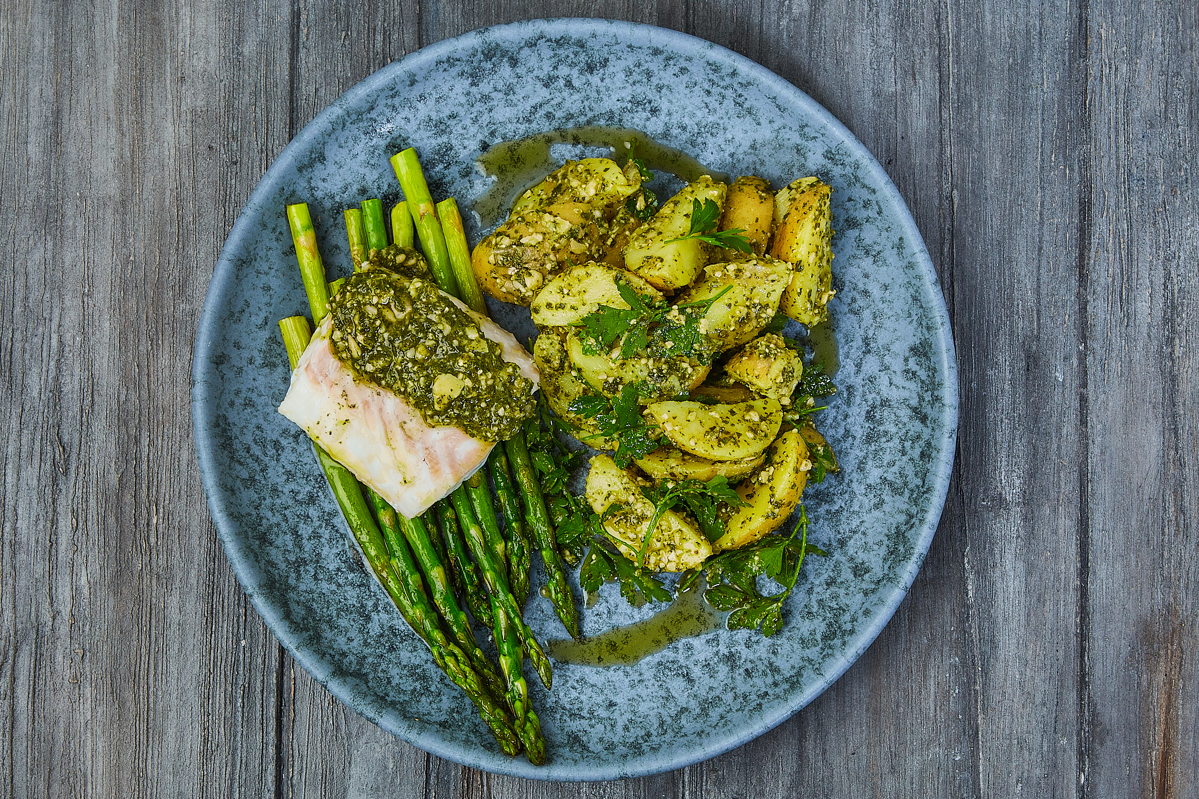 Bagt hvilling med asparges, Bagnèt verd og små kartofler