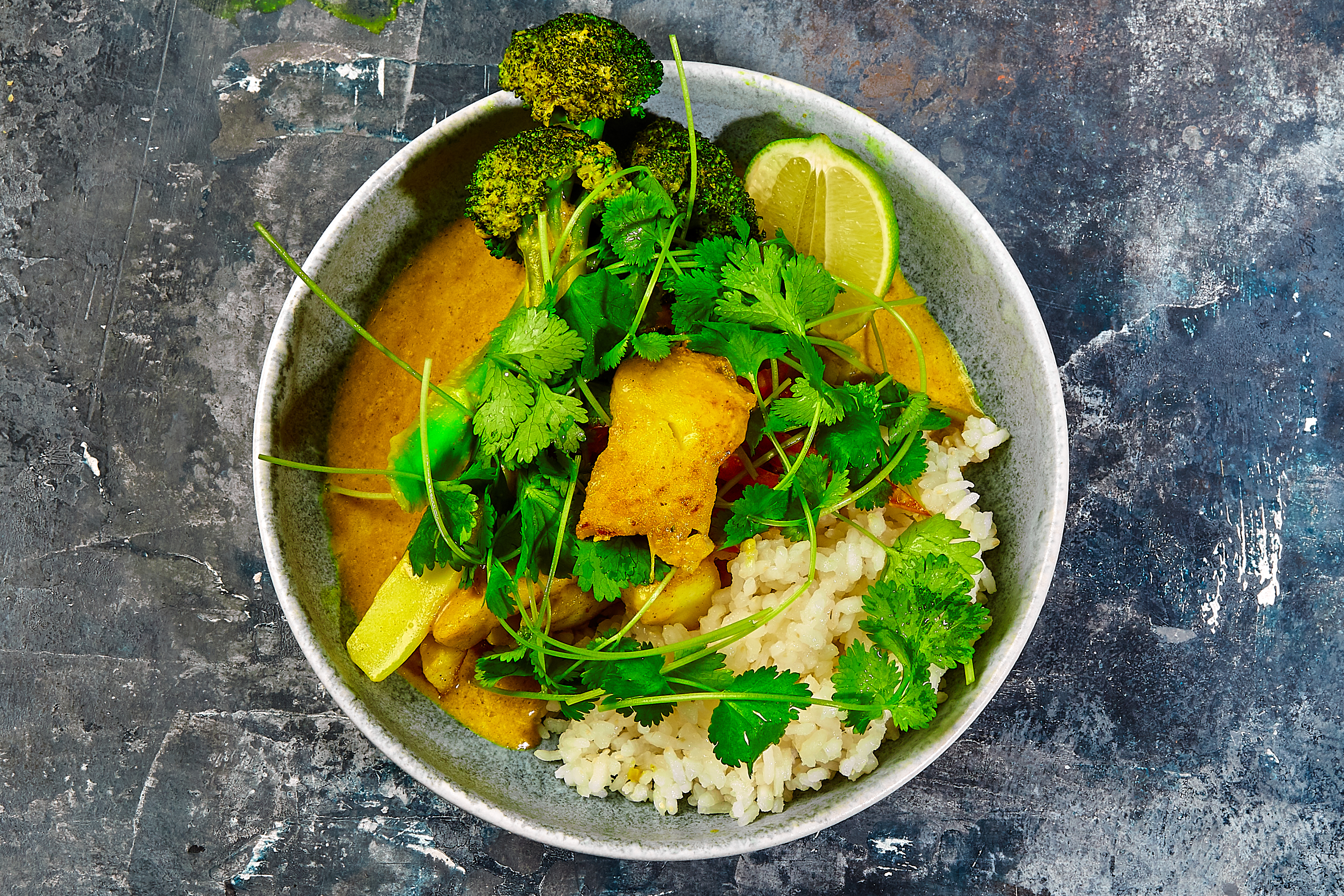 Curry med laks og broccoli (KnogleSund)